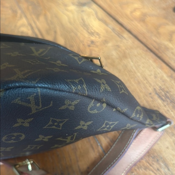 Rare Louis Vuitton Brown Monogram Bum Bag. - Picture 6 of 11